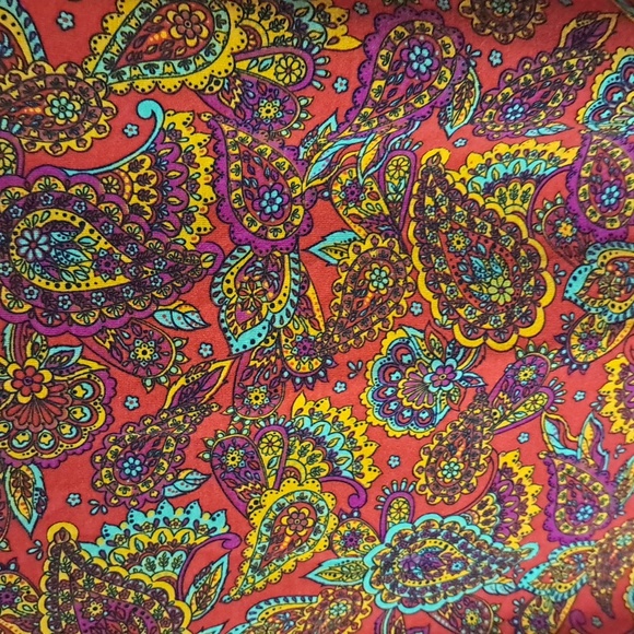 Lularoe Randy tee - Picture 2 of 3